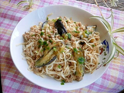 茄子と豚ひき肉のそうめん味噌炒め